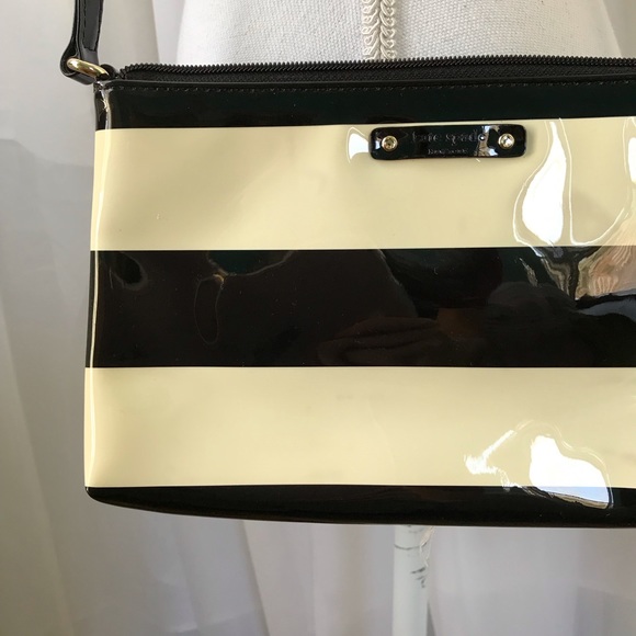 ♠️Kate spade cross body bag♠️ - Picture 5 of 8